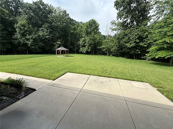 2nd image of 9509 Monaco Cir