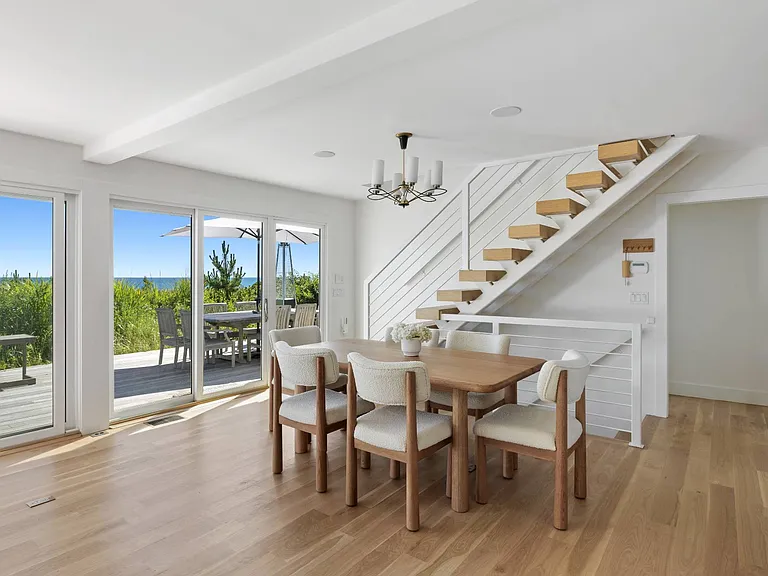 72 Shore Rd — Photo 5