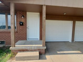 900 E 25th Ave, Hutchinson, KS 67502