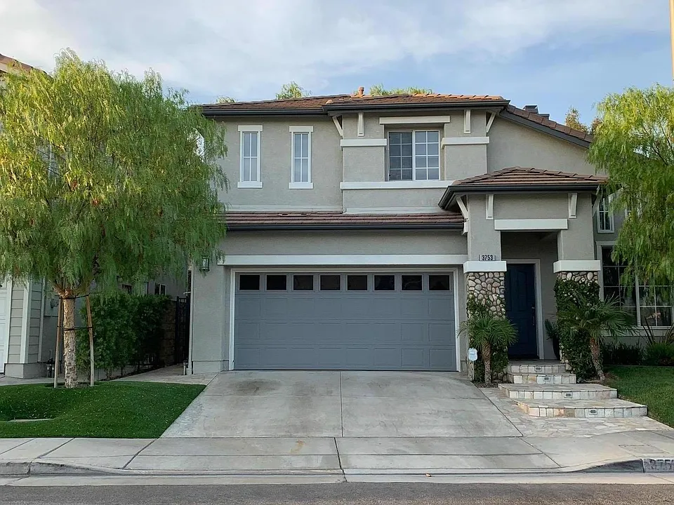 3753 Swallow Ln