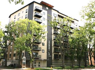 550 4th Ave N #811, Saskatoon, SK S7K2M7