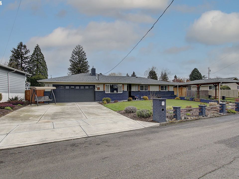 1st image of 508 NW Overlook Dr