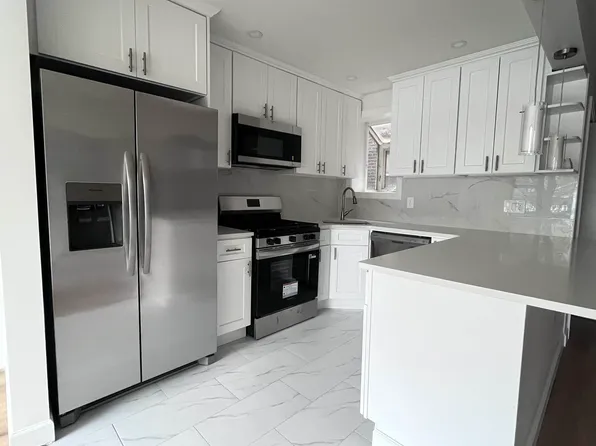 33-14 30th Avenue image 1 of 10