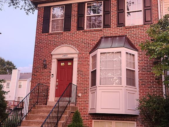 2nd image of 2469 Wentworth Dr