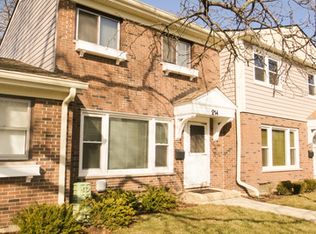 214 Jefferson Ln, Wood Dale, IL 60191