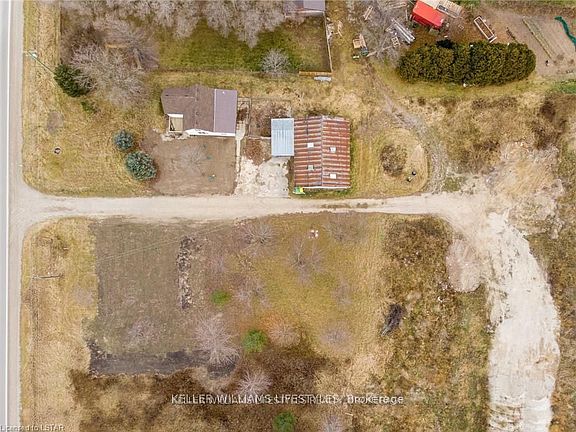 2nd image of 6079 Longwoods Rd