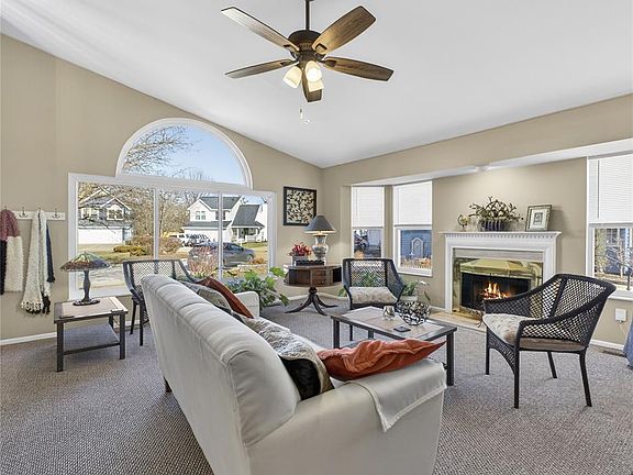 3rd image of 308 Xavier Ct