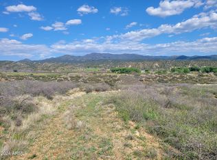 1365 S Iron Springs Rd, Skull Valley, AZ 86338