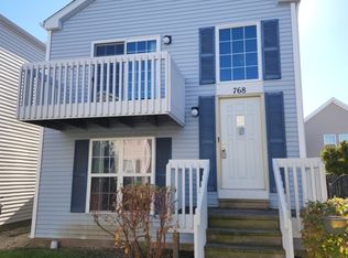 768 Four Seasons Blvd, Aurora, IL