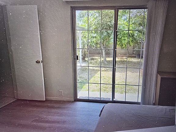 5th image of 7782 Laurelton Ave