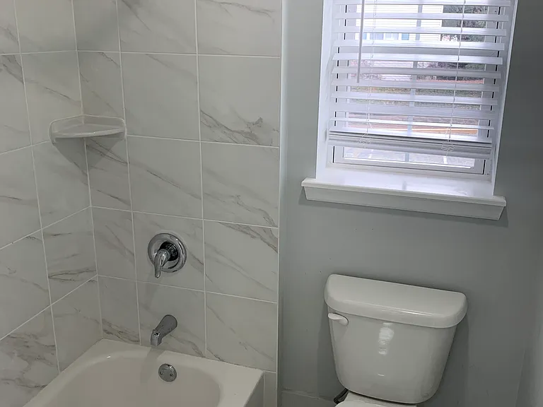 529 Bloomfield Ave #5 — Photo 6