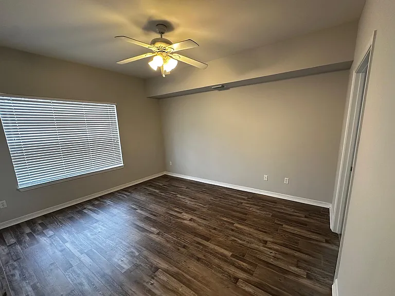 2154 Whispering Pines Blvd #3 — Photo 9