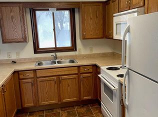 520 5th St W #1/2, Altoona, WI 54720