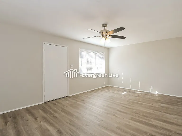 6429 E Calle Pegaso — Photo 4