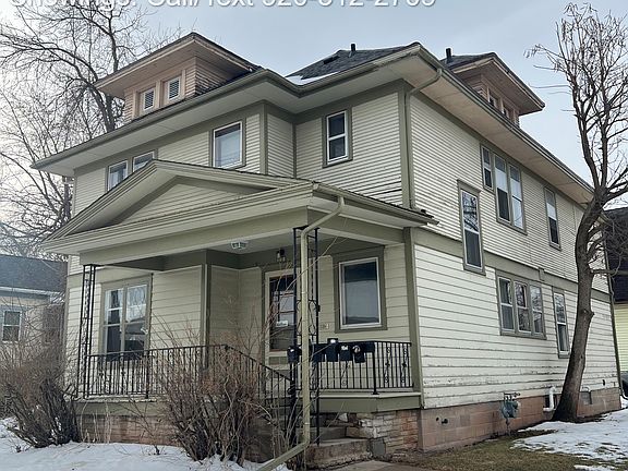 5th image of 100 E Merrill Ave