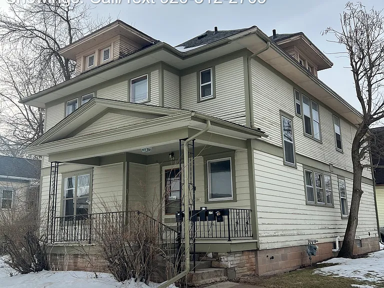 100 E Merrill Ave — Photo 12