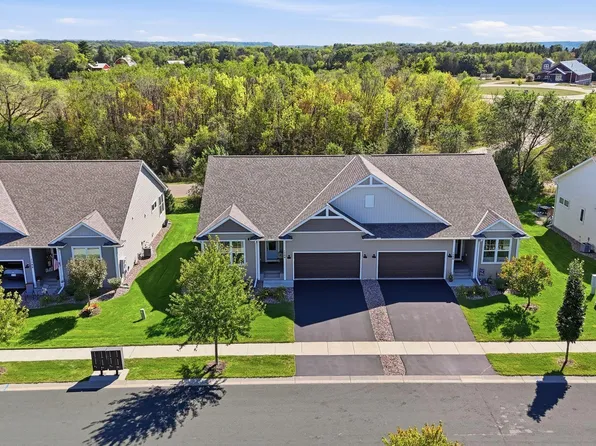 1584 Southpoint Dr, Hudson, WI 54016