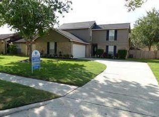 13910 Grosvenor St, Houston, TX 77034