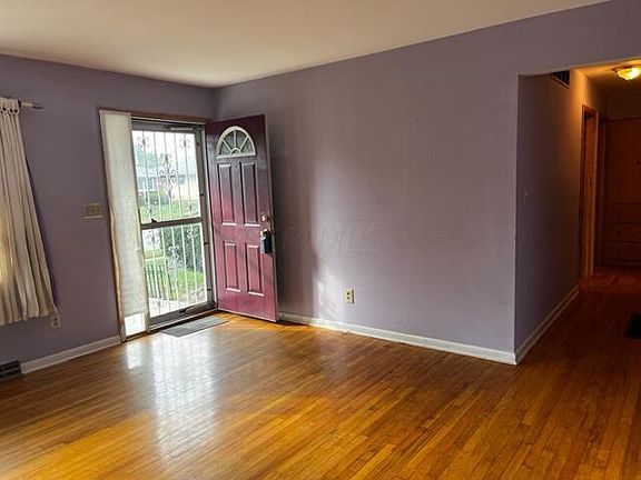3rd image of 1246 Pierce Ave