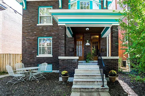6024 Pershing Ave #SUMMER SUB Photo 1