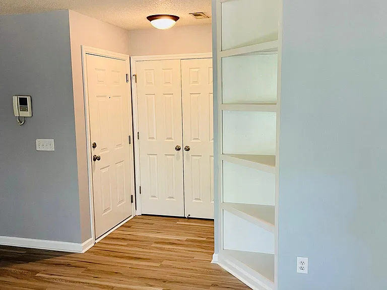 3475 Forestdale Dr #2B — Photo 11
