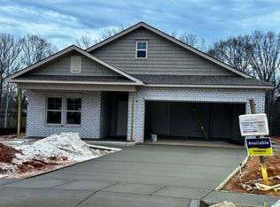 163 High Leaf Dr, Harvest, AL 35749