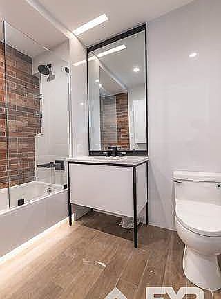 5th image of 42-20 27th St #918
