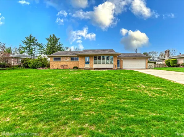53075 Venus Dr, Shelby Township, MI 48316