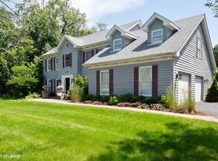 26W141 Parkside Rd, Naperville, IL 60540