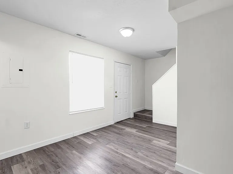 Morgan Glen — Photo 11