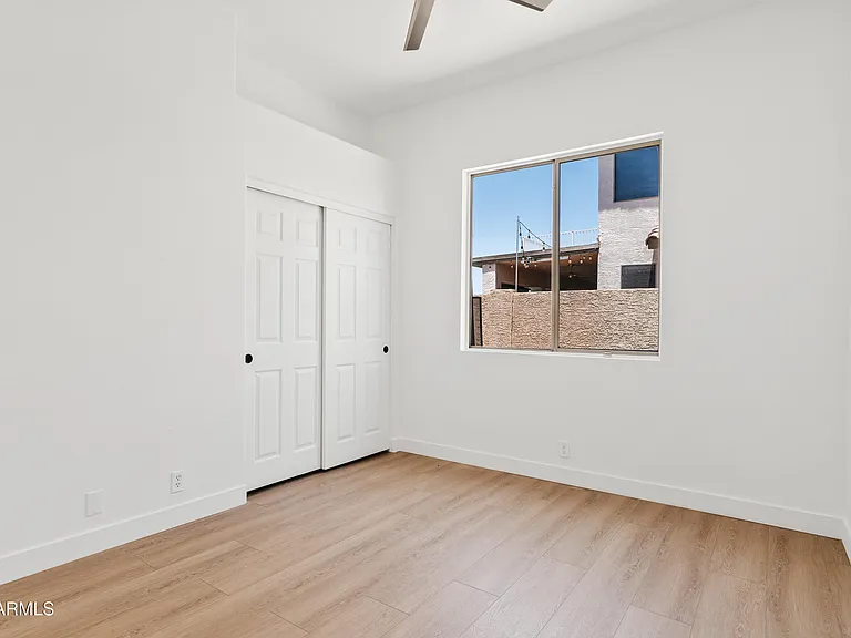 2912 N 114th Dr — Photo 15
