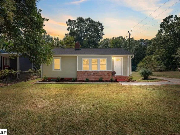 122 Chestnut St, Greenville, SC 29605