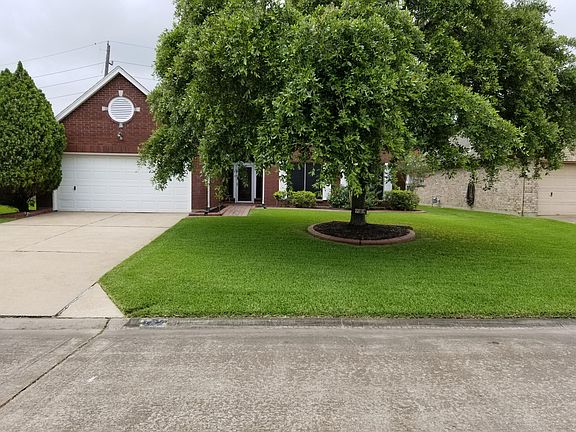 2nd image of 722 W Peach Hollow Cir