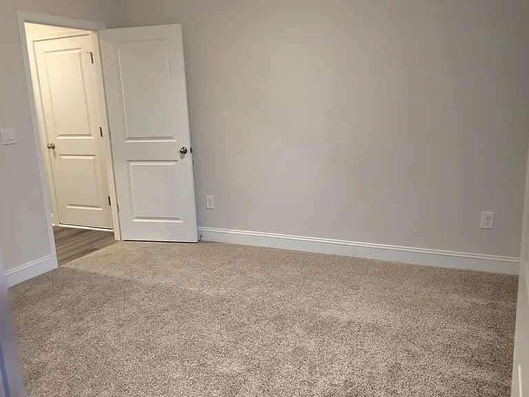 1000 Beechfield Ct — Photo 32