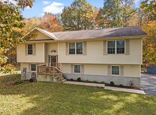 15 Gould Pl, Wallkill, NY 12589