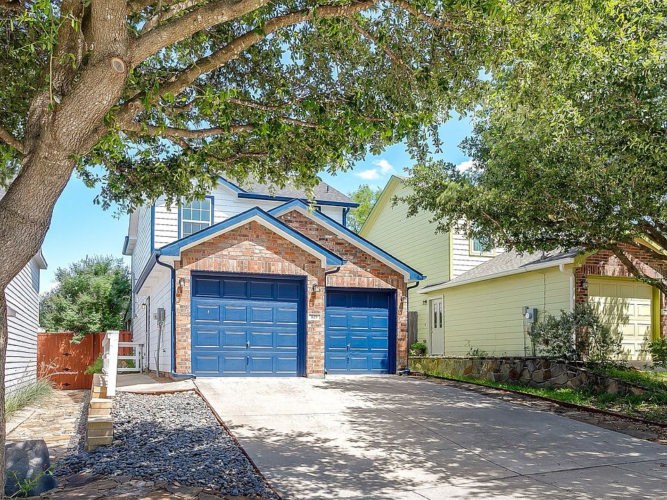 1st image of 829 Villagepoint Ln