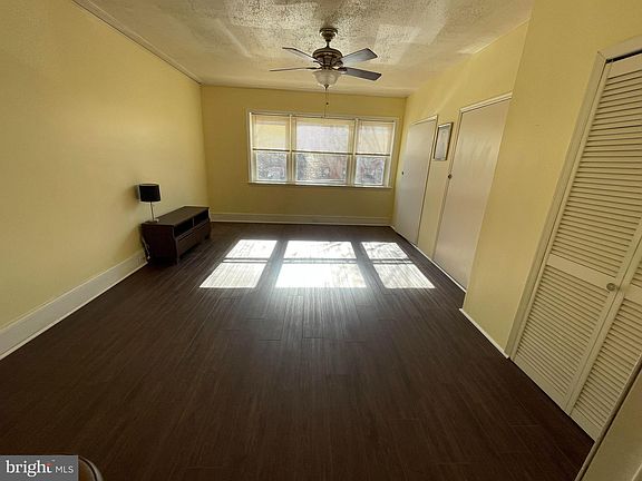 3rd image of 413 E Girard Ave Floor 2