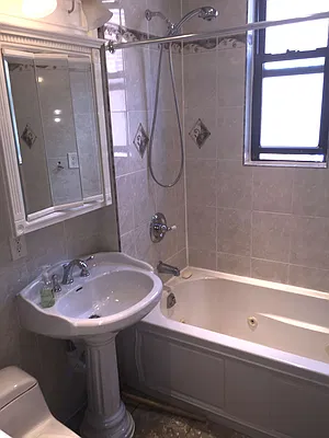 Rented by Best Move Realty | media 5