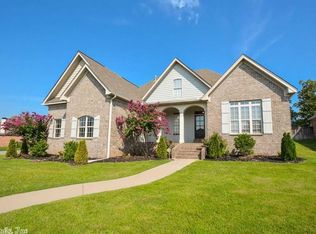 223 Hidden Valley Loop, Maumelle, AR 72113