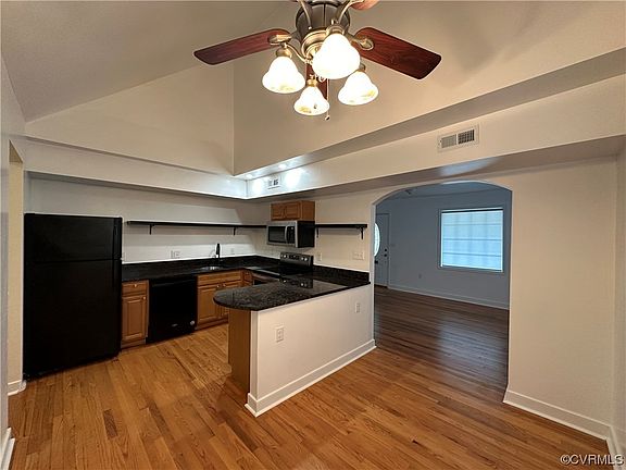 5th image of 503 E Brookland Park Blvd #B