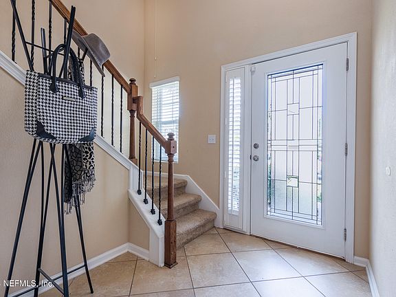 4th image of 494 DEERCROFT Lane