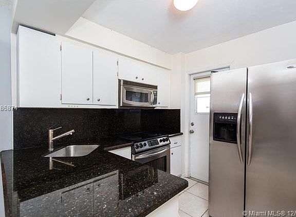 2nd image of 1614 West Ave APT 506