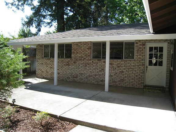 2nd image of 1023 Lochness Ct