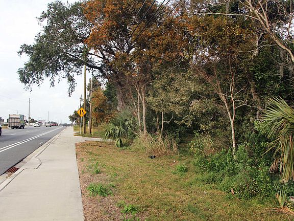 3rd image of 3430 N Highway 1