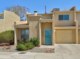 2816 Enebro St NE, Albuquerque, NM 87112