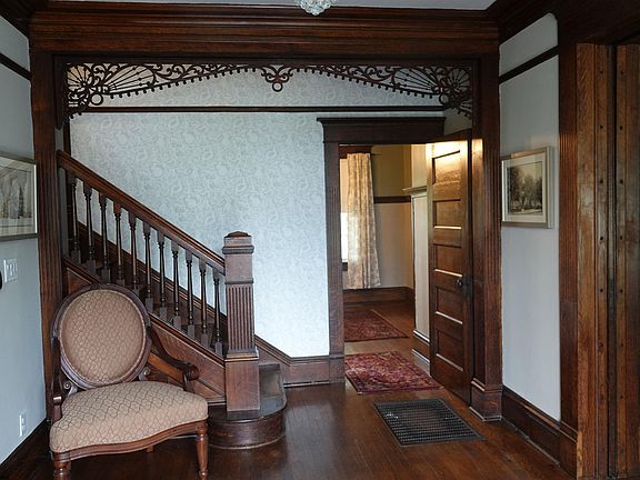 5th image of 12 Meade St