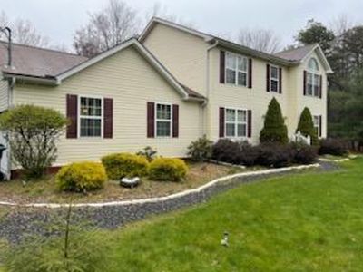 6322 Laurel Rd, Pocono Summit, PA, 18346