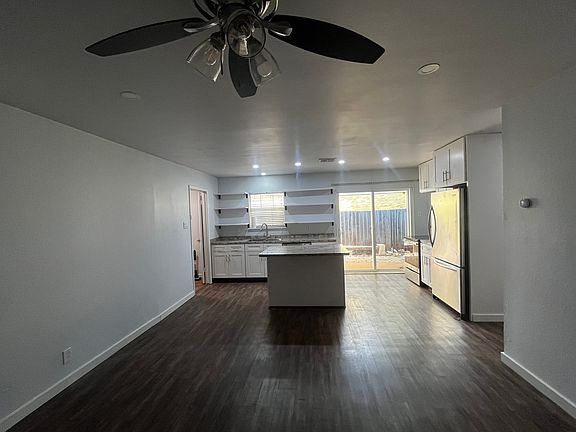 4th image of 104 Cockerham St APT A