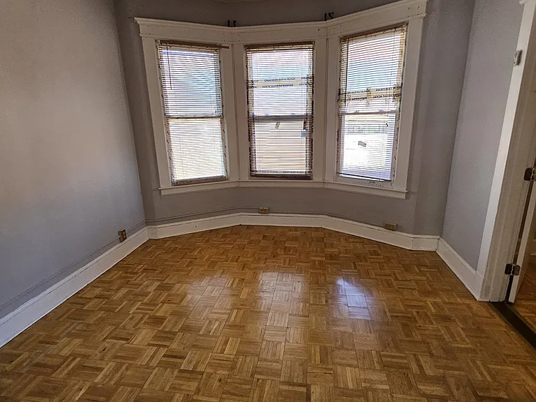 30 Fox St #2B — Photo 6