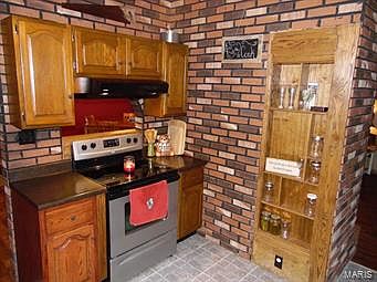 3rd image of 510 McWard Dr #2